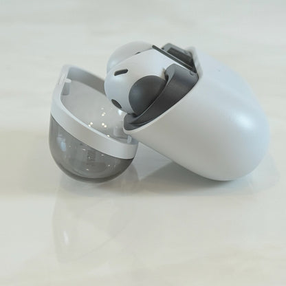 Galaxy Buds3 FE ワイヤレスイヤホン グレー カナル型 Type-C 本体のみ 動作品 2024年モデル