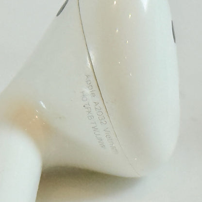 AirPods 第2世代 A1602 A2032 A2031 Lightning ワイヤレスイヤホン 本体 ケース付 両耳 動作品 2019年モデル