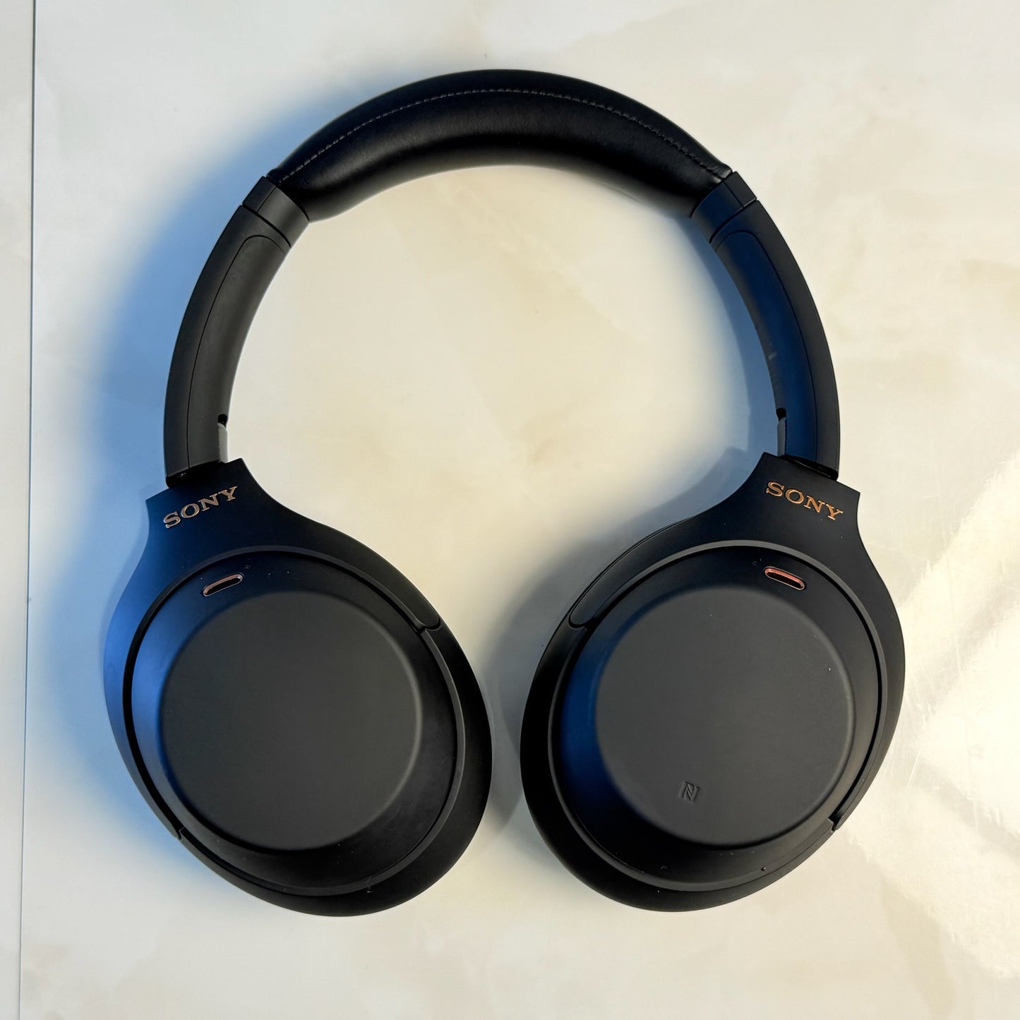 SONY ソニー WH-1000XM4 ブラック ワイヤレスヘッドホン ノイズキャンセリング Bluetooth Type-C ハードケース付 完動品