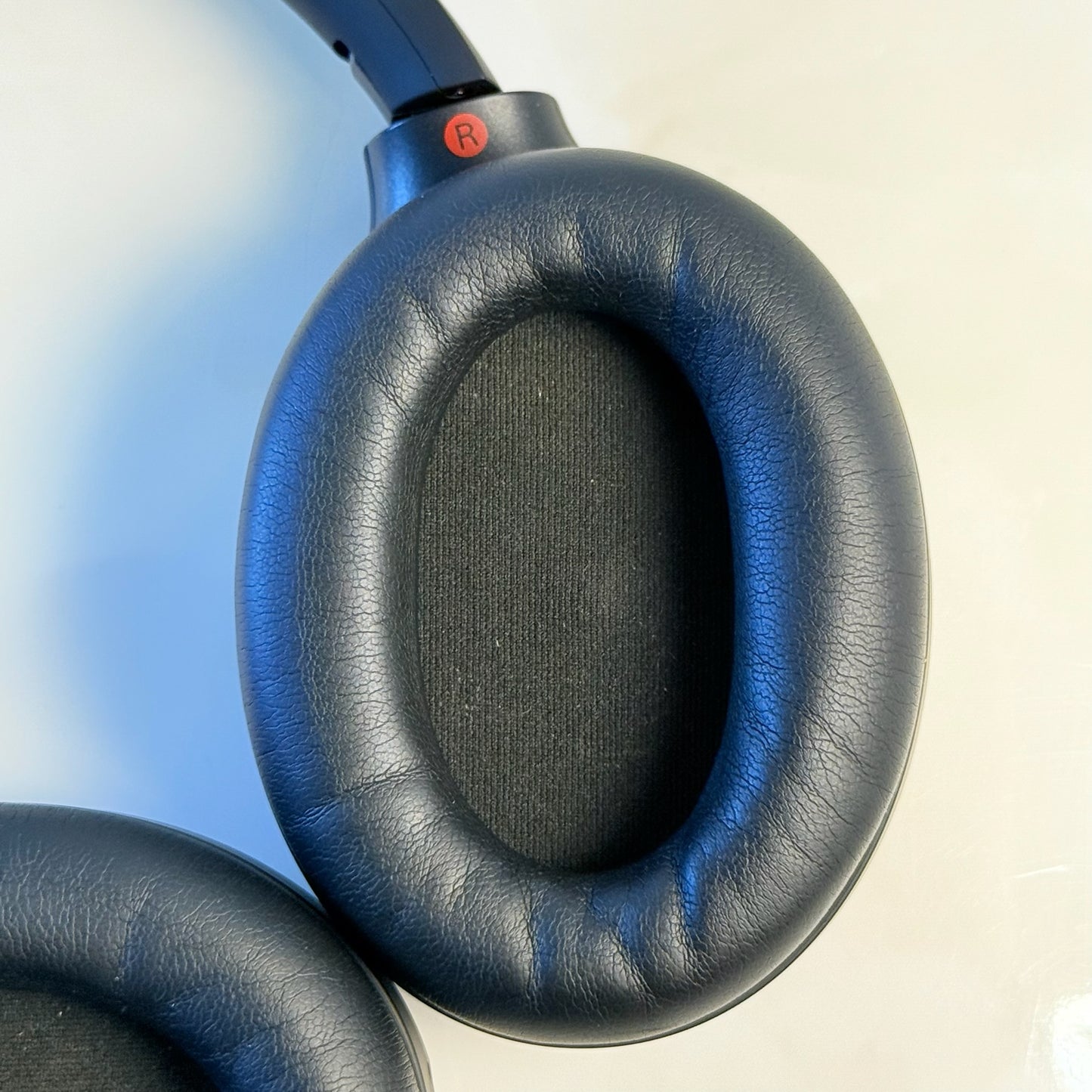 SONY ソニー WH-1000XM4 ブラック ワイヤレスヘッドホン ノイズキャンセリング Bluetooth Type-C ハードケース付 完動品