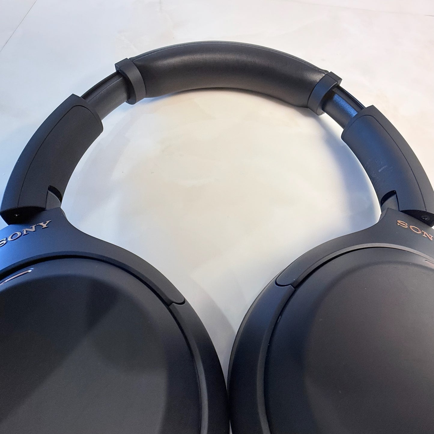 SONY ソニー WH-1000XM4 ブラック ワイヤレスヘッドホン ノイズキャンセリング Bluetooth Type-C ハードケース付 完動品